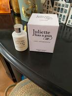 Juliette has a gun, not a parfume 10 ml en geurkaars, Nieuw, Ophalen of Verzenden