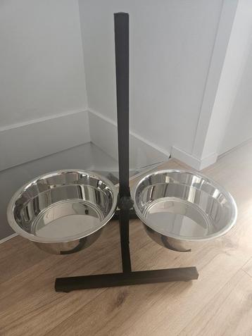 Hondenvoerbak - diameter 28cm - nieuw beschikbaar voor biedingen
