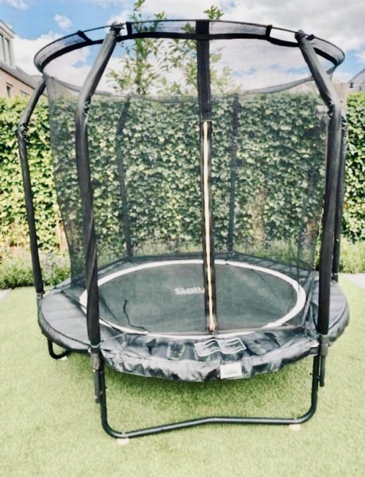 Salto Trampoline. Premium Black Edition. 213 cm. Zgan., Kinderen en Baby's, Speelgoed | Buiten | Trampolines, Zo goed als nieuw