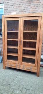 Teak houten kast met glazen deurtjes, Ophalen, 25 tot 50 cm, 100 tot 150 cm