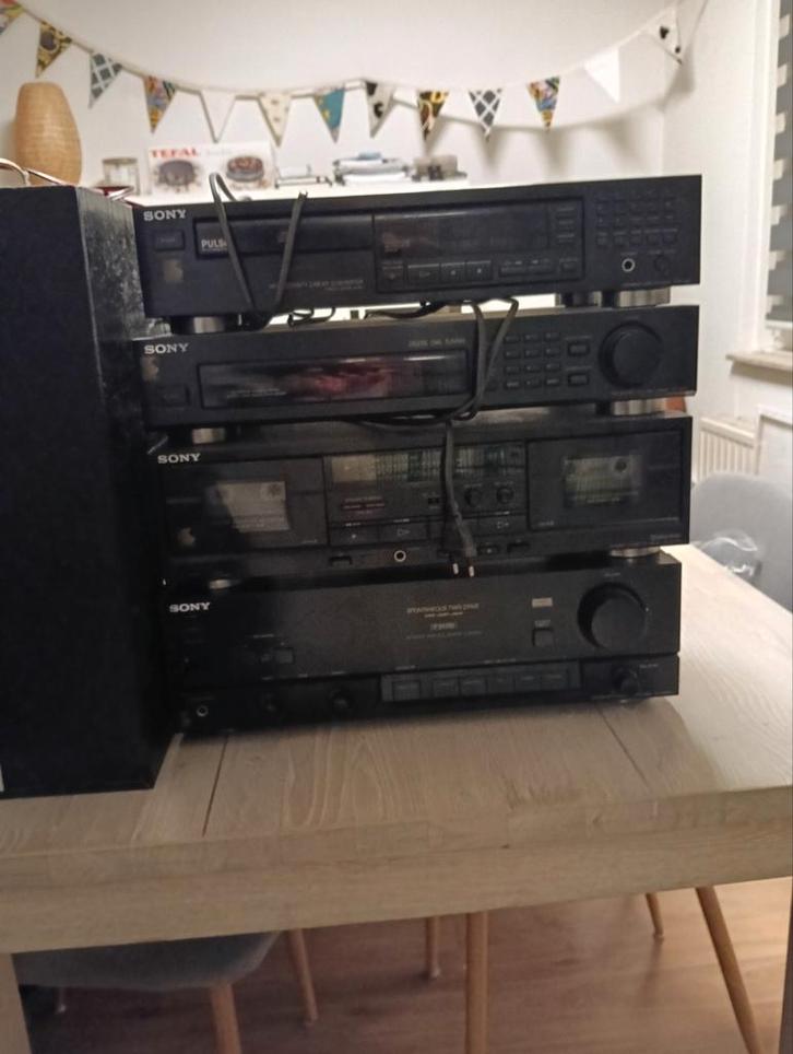 Somy stereo toren met versterker en 2 wharfdale speakers, Audio, Tv en Foto, Stereo-sets, Speakers, Sony, Ophalen