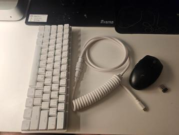Razer Huntsman mini met Coiled kabel en g305 beschikbaar voor biedingen