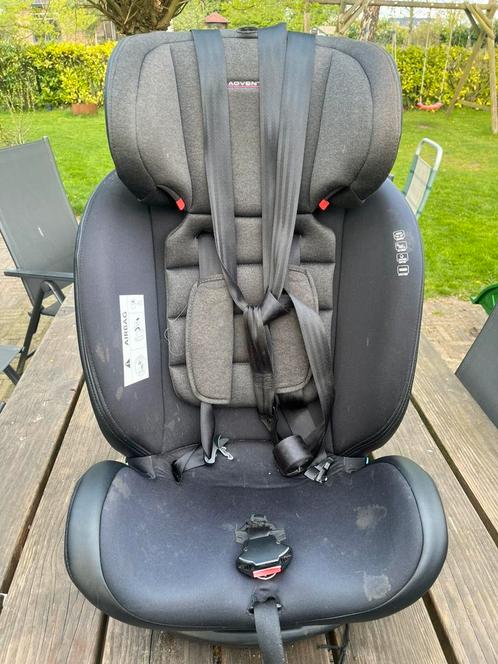 X Adventure draaibare autostoel zwart, Kinderen en Baby's, Autostoeltjes, Zo goed als nieuw, Overige merken, 9 t/m 36 kg, Autogordel of Isofix