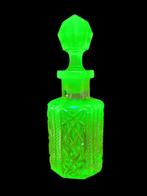 annagroen glazen parfumfles met stop 16 cm, Antiek en Kunst, Antiek | Glas en Kristal, Ophalen of Verzenden