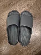 Heren slippers, Ophalen of Verzenden, Overige maten, Zwart