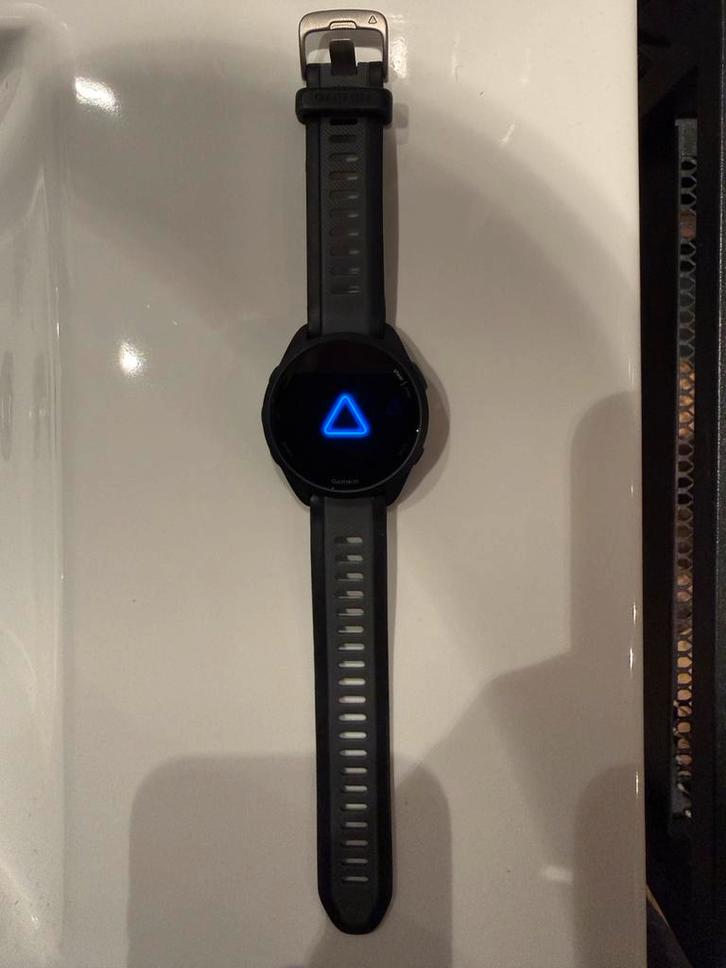 Garmin Forerunner 165 - Topconditie!, Sieraden, Tassen en Uiterlijk, Smartwatches, Zo goed als nieuw, Android, Zwart, Afstand