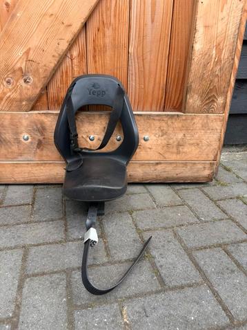 Yepp junior achterzitje beschikbaar voor biedingen