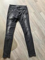 Leuke spijkerbroek van Peache &love maat 31,koopje, Kleding | Dames, Ophalen of Verzenden