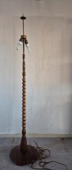 Vintage vloerlamp met gedraaide hals en bloemmotief voet 167, Ophalen of Verzenden, Gebruikt, 150 tot 200 cm