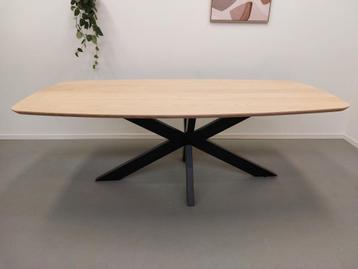 Deens ovaal eettafel - 220x110 - Eikenhout beschikbaar voor biedingen