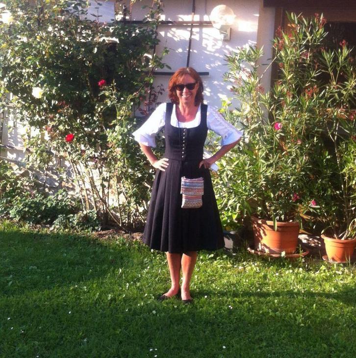 Originele Dirndl. Oktoberfest. Festival der Liebe., Kleding | Dames, Jasjes, Kostuums en Pakken, Zo goed als nieuw, Maat 38/40 (M)