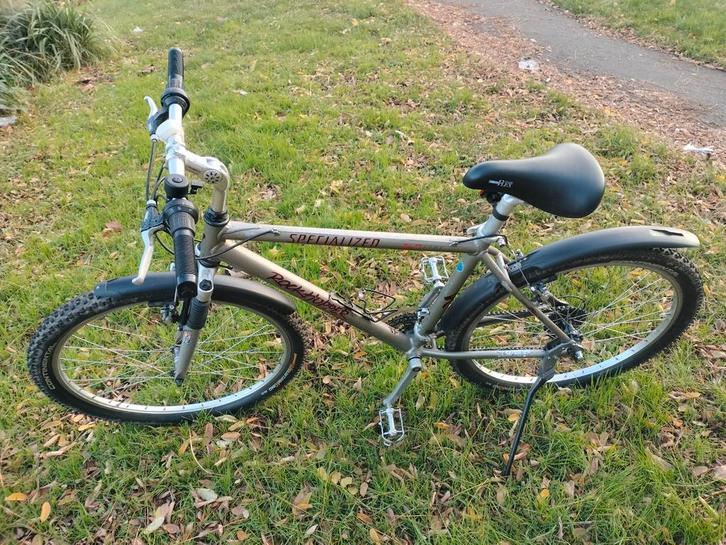 RockHopper 'SPECIALIZED' 24v, Fietsen en Brommers, Fietsen | Mountainbikes en ATB, Gebruikt, Overige merken, Minder dan 45 cm