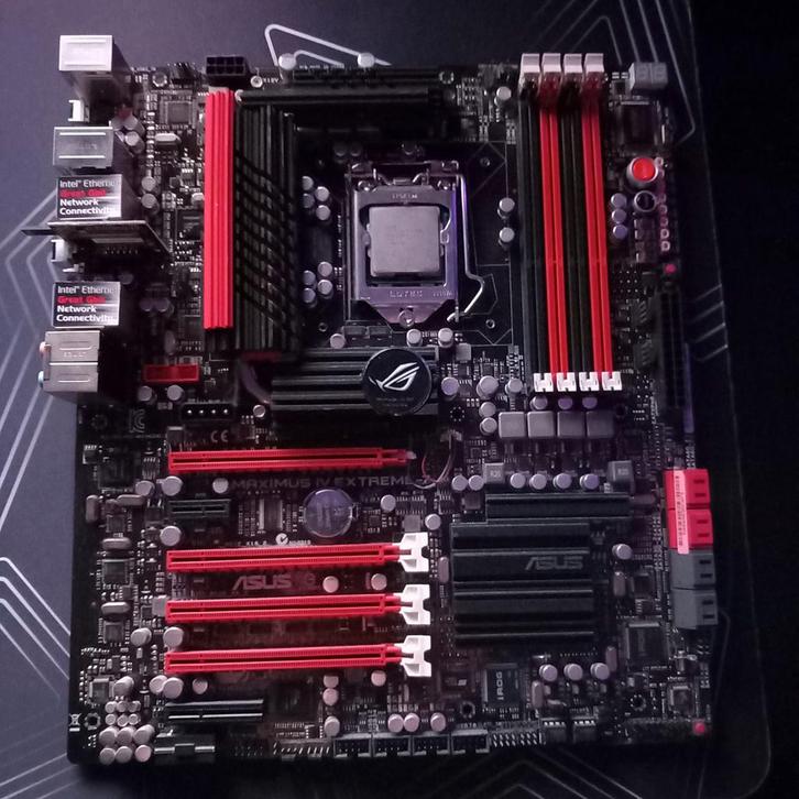 Moederbord met prosessor, Computers en Software, Moederborden, Gebruikt, Intel, DDR3, Ophalen of Verzenden