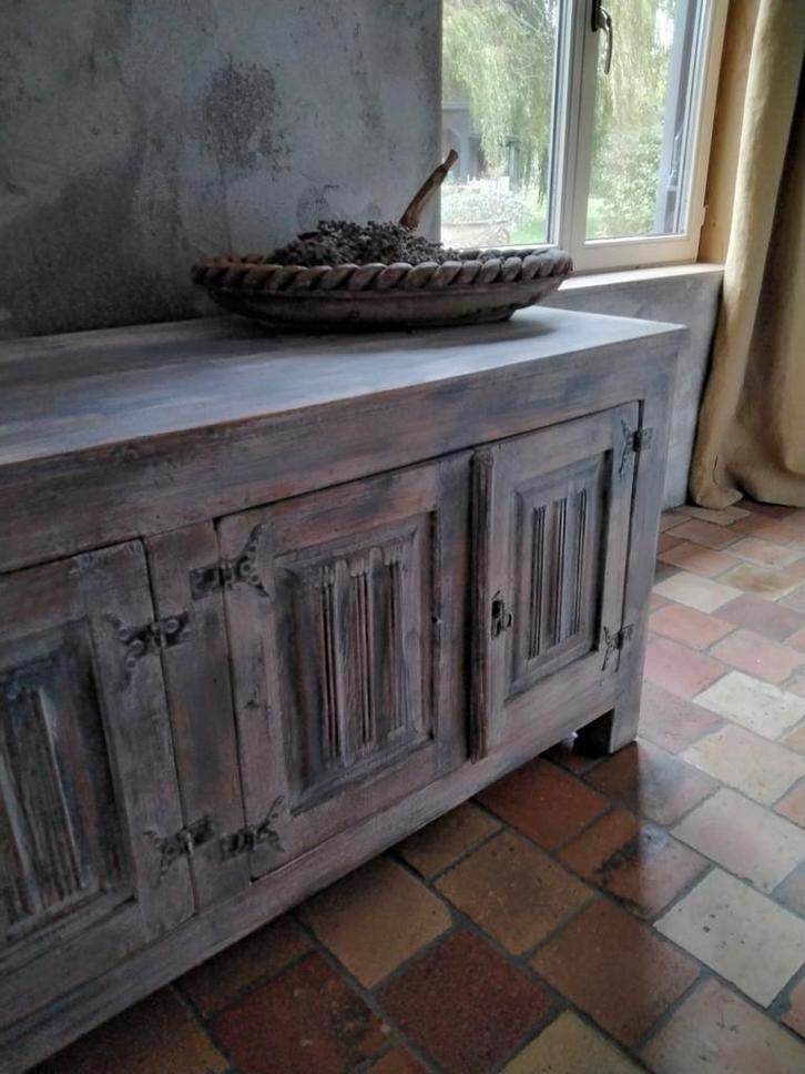 Landelijk dressoir..., Huis en Inrichting, Kasten | Dressoirs, Gebruikt, 150 tot 200 cm, 25 tot 50 cm, Met deur(en), Met plank(en)