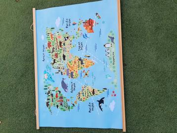 Oprolbare poster van de wereld beschikbaar voor biedingen