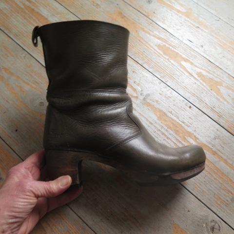 Clumpy's klomp-laarsje maat 39, heel goed, Kleding | Dames, Schoenen, Zo goed als nieuw, Lage of Enkellaarzen, Groen, Verzenden