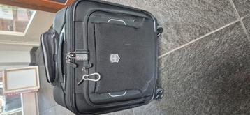 Super handige Victorinox Werks Traveler 6.0 4 wheel trolley beschikbaar voor biedingen