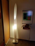 Kundalini design shakti wit kunststof vloerlamp 200 cm retro, Huis en Inrichting, Lampen | Vloerlampen, Ophalen, Kunststof, Gebruikt