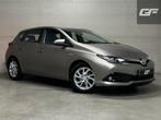 Toyota Auris 1.8 Hybrid Executive Navi Cruise Camera Trekh., Auto's, 4 cilinders, 122 pk, Origineel Nederlands, Bedrijf