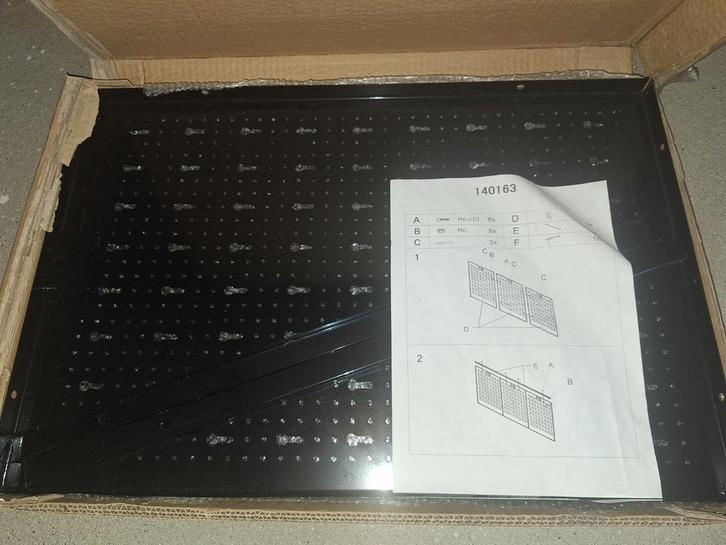 Metalen Wandbord met Gaten - Gereedschap Ophangen, Doe-het-zelf en Verbouw, Gereedschap | Handgereedschap, Ophalen of Verzenden