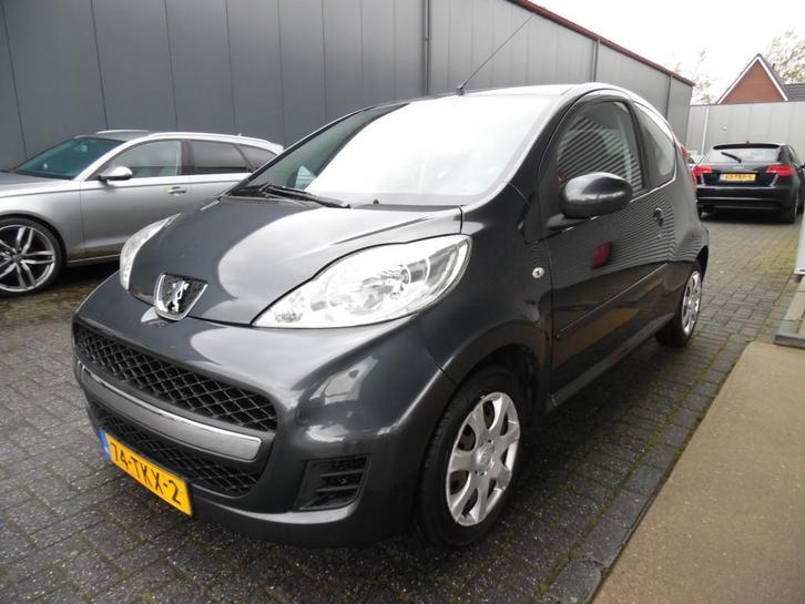 Peugeot 107 1.0-12V XS, Auto's, Peugeot, Bedrijf, ABS, Airbags, Airconditioning, Boordcomputer, Centrale vergrendeling, Elektrische ramen