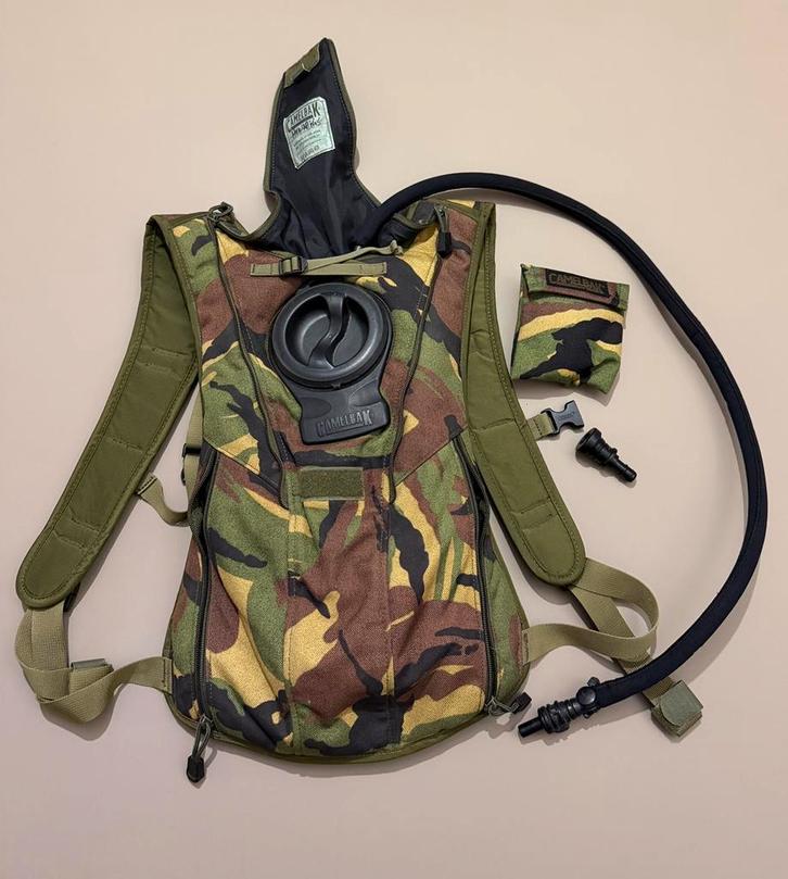 Camelbak waterugzak - origineel Nederlandse leger defensie, Caravans en Kamperen, Kampeeraccessoires, Zo goed als nieuw, Ophalen of Verzenden