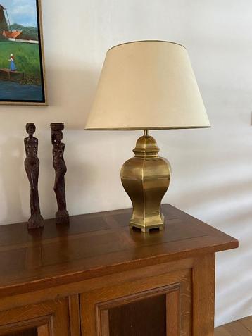 Messing lamp met kap beschikbaar voor biedingen