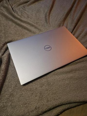 Dell xps i7 15" 1TB 4K scherm beschikbaar voor biedingen