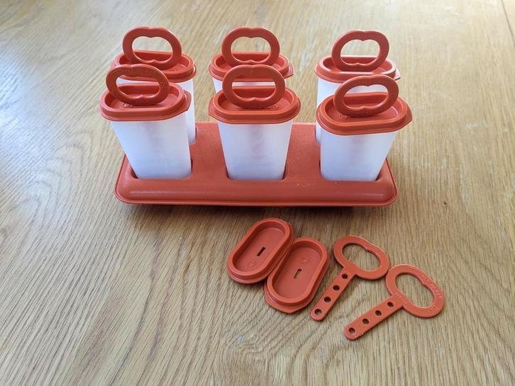 Retro ijsjesmaker Tupperware, Huis en Inrichting, Keuken | Tupperware, Zo goed als nieuw, Oranje, Ophalen of Verzenden