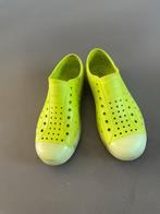 Native waterschoentjes glow in the dark, Ophalen of Verzenden, Zo goed als nieuw, Meisje, Laarsjes