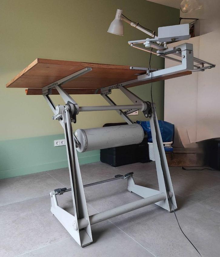 Originele ISIS tekentafel uit de jaren ’60 met lamp, Doe-het-zelf en Verbouw, Tekentafels, Gebruikt, Minder dan 130 cm, Verlichting