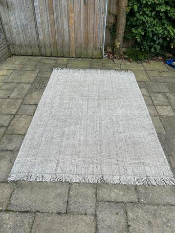 Wollen vloerkleed 190 x 290cm beschikbaar voor biedingen