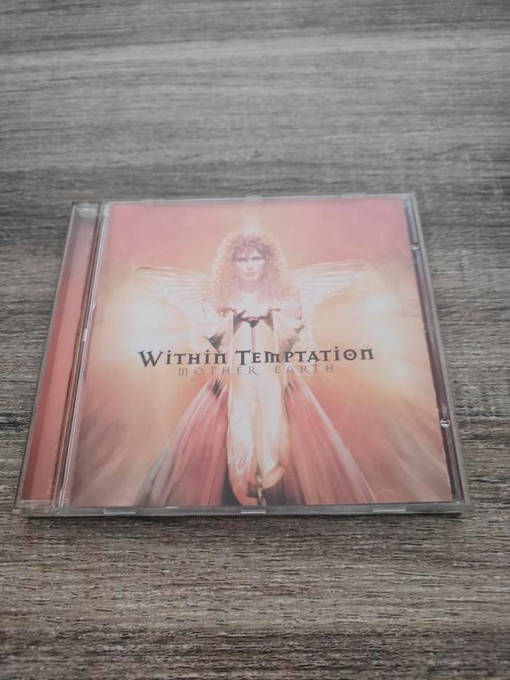 Within Temptation - Mother Earth CD, Cd's en Dvd's, Cd's | Rock, Zo goed als nieuw, Poprock, Ophalen of Verzenden