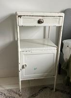 Vintage / retro metalen ziekenhuis nachtkastje, Huis en Inrichting, Ophalen, Zo goed als nieuw, Minder dan 45 cm, 70 cm of meer
