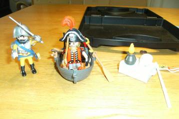 2 koffer Playmobil beschikbaar voor biedingen