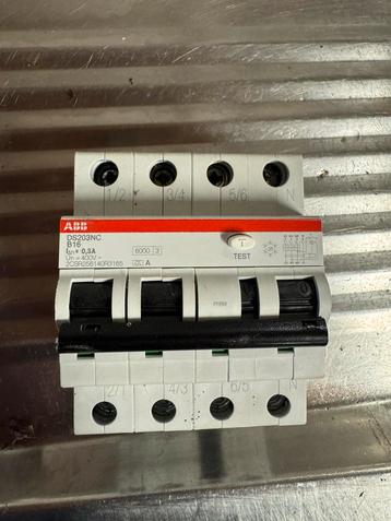 ABB Aardlekautomaat 3P+N C20A 300mA - Nieuw! beschikbaar voor biedingen