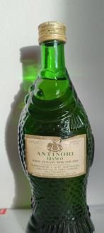 Wijnfles in visvorm, Ophalen