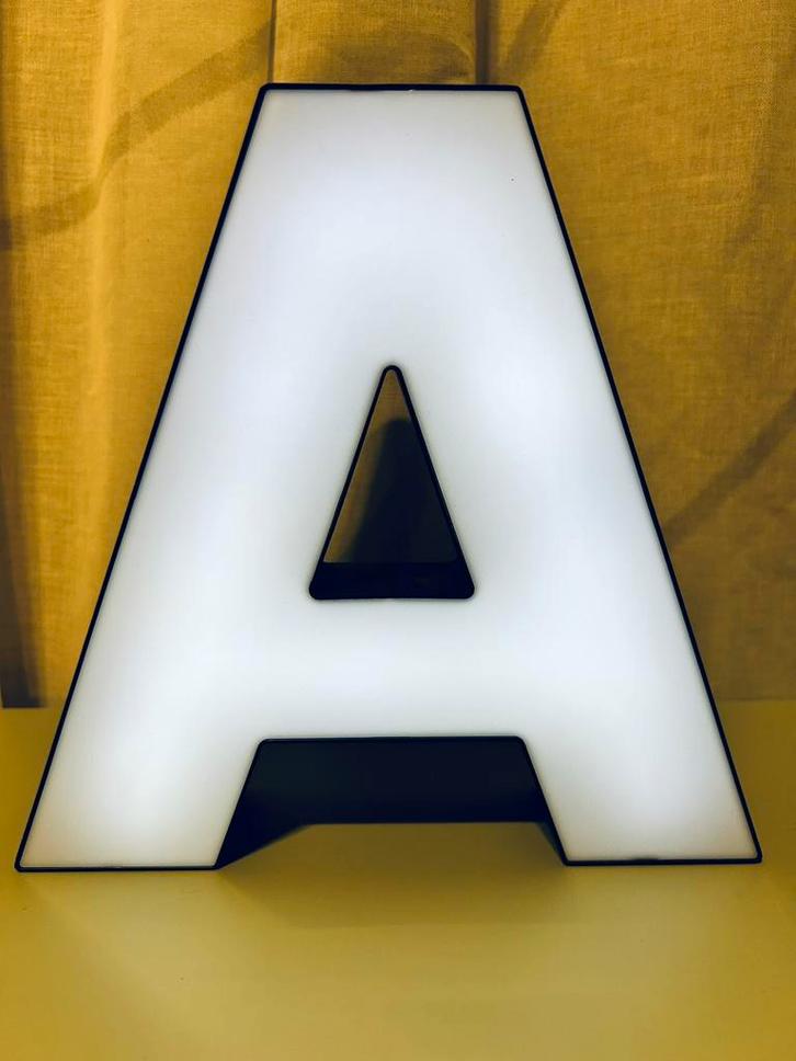 Hema Lichtgevende Lightbox Letter A 21 cm, Huis en Inrichting, Lampen | Tafellampen, Zo goed als nieuw, Minder dan 50 cm, Ophalen of Verzenden