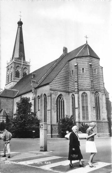 (387-218-045) Doetinchem Kerk beschikbaar voor biedingen