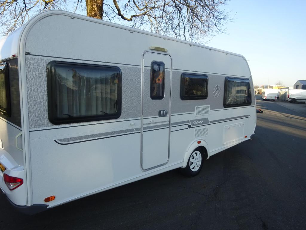 Knaus Sudwind 500 EU Enkele Bedden, Caravans en Kamperen, Rondzit, Bedrijf, 5 tot 6 meter, Knaus