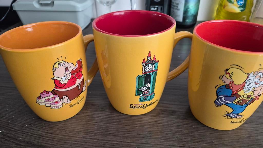 3x XL Chocomel mokken Efteling - Sprookjesboom, Ophalen, Overige typen, Geel, Zo goed als nieuw