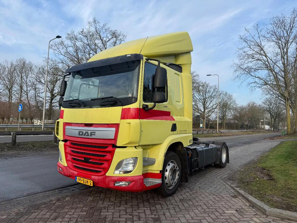 DAF CF 330 Slaapcabine (bj 2017), Achterwielaandrijving, Euro 6, Overige kleuren, 330 pk