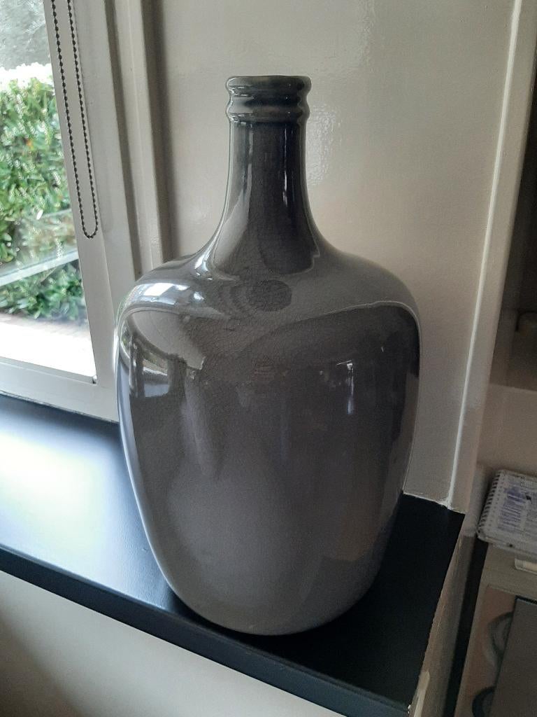 Grote vaas olijfgroen, Huis en Inrichting, Woonaccessoires | Vazen, Ophalen, Steen, Gebruikt, Minder dan 50 cm