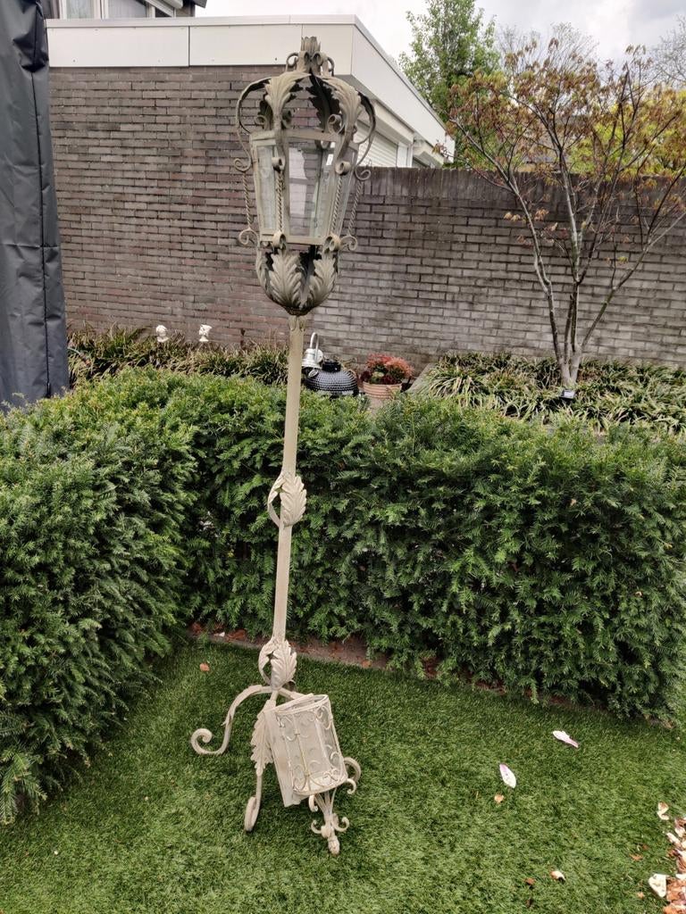 Twee ijzeren handgemaakte kandelaars, Antiek en Kunst, Ophalen of Verzenden