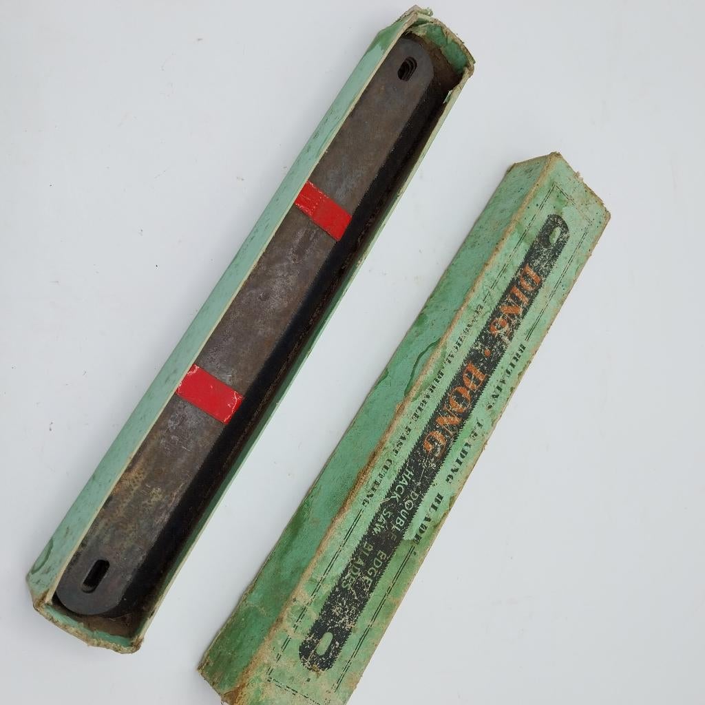 Doos dubbelzijdige ijzerzaagbladen 10 inch (ML)