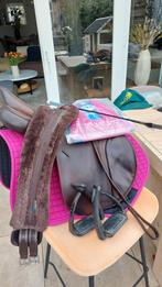 Bruin springzadel Daaleman 17.5 inch complete set!, Ophalen, Zo goed als nieuw, Springen