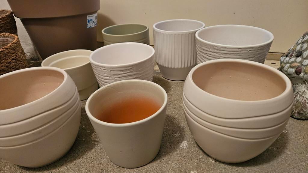 Diverse bloempotten bieden, Ophalen, Zo goed als nieuw