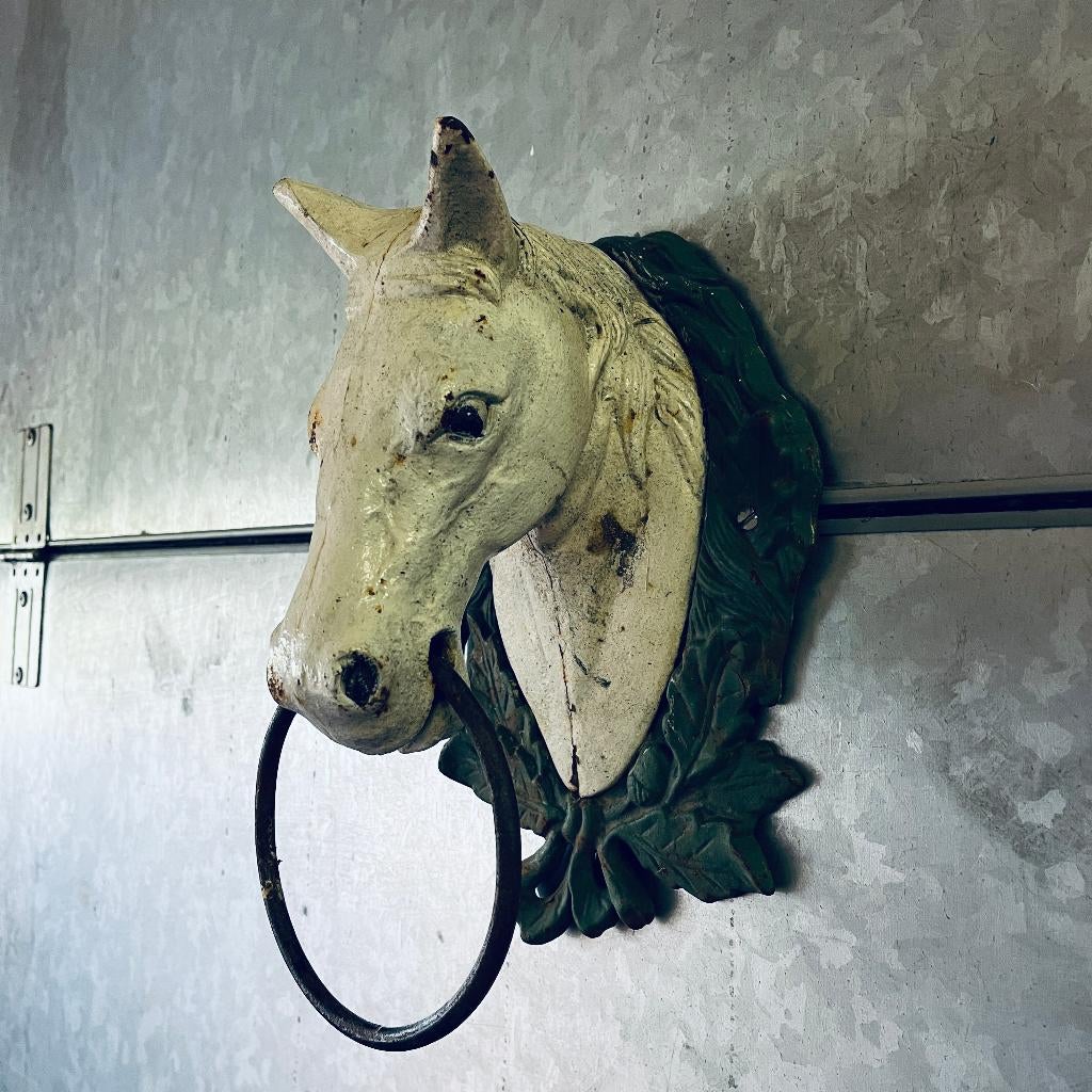 Gietijzer paardenhoofd met ring, Ophalen of Verzenden