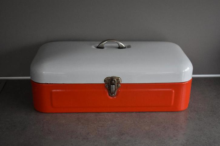 Emaille broodtrommel vintage retro rood met wit jrn 60, Antiek en Kunst, Antiek | Emaille, Ophalen of Verzenden