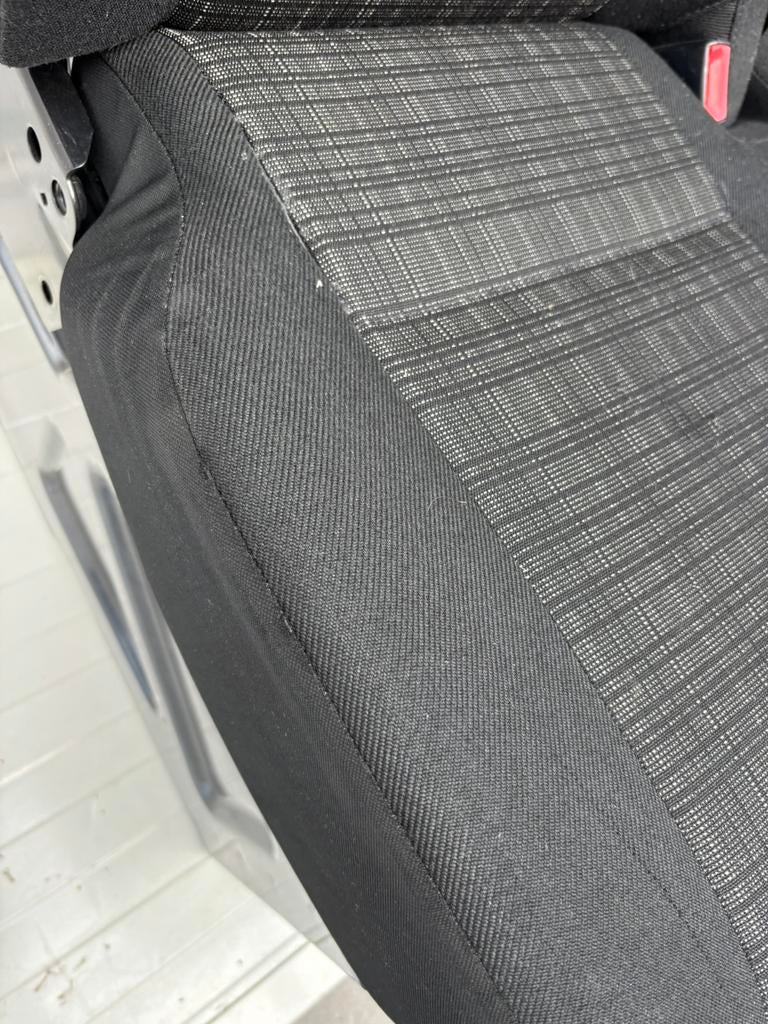 voorbank 2persoons stoelen bank Mercedes Sorinter vw crafter, Auto-onderdelen, Tymtop5@gmail.com, 3161ek, Tymtop, Ophalen of Verzenden